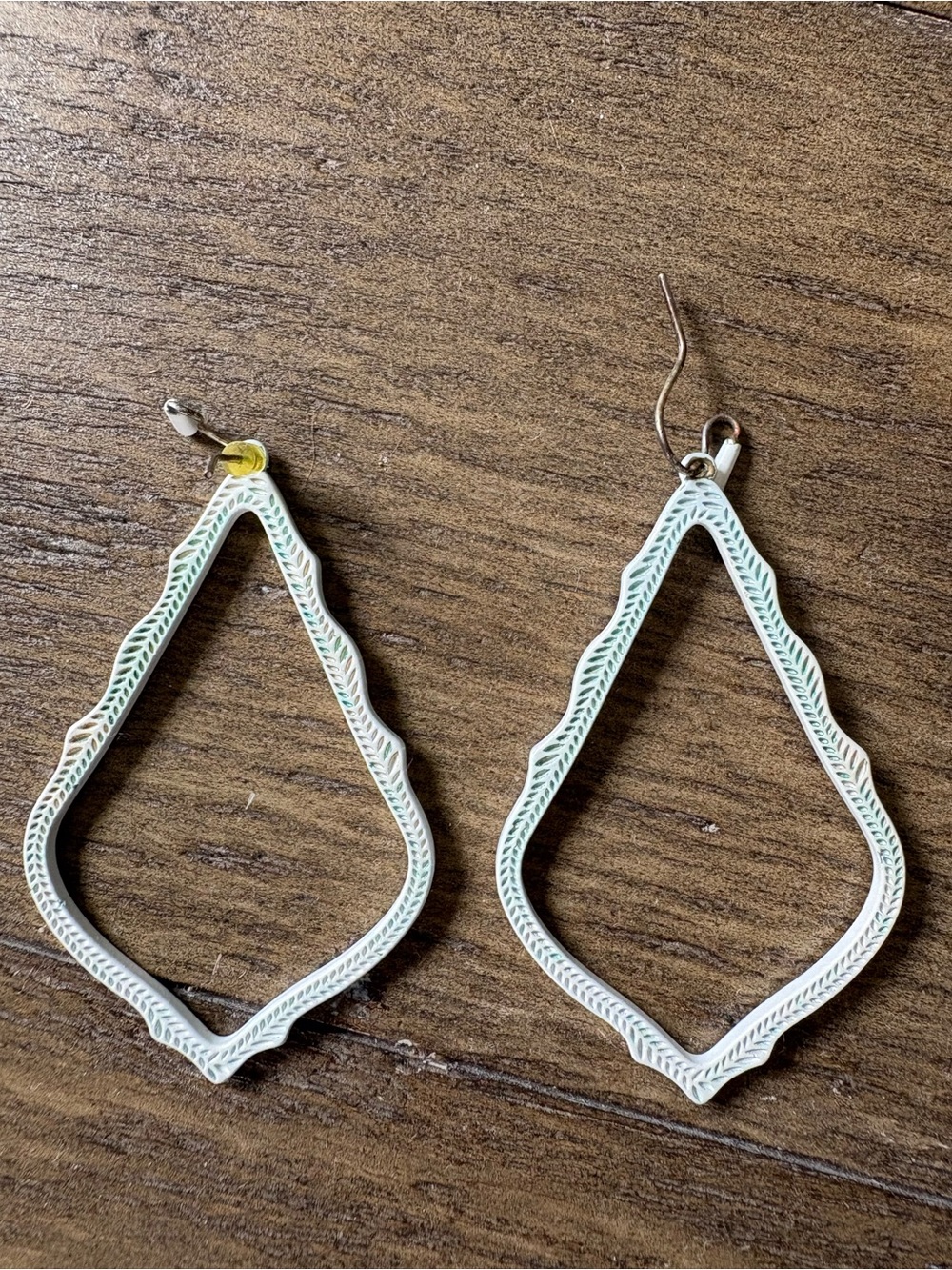 Kendra Scott Sophee White Dangle Earrings.
